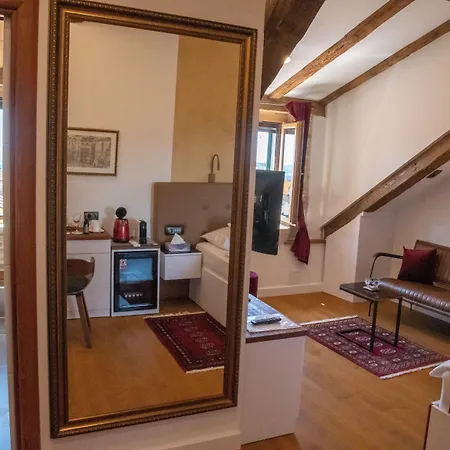 Oblivion Luxury Bed and breakfast 4*