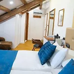 Oda ve Kahvaltı Oblivion Luxury Split