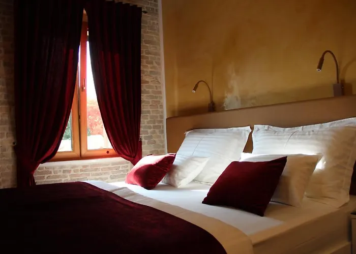 Oblivion Luxury Split