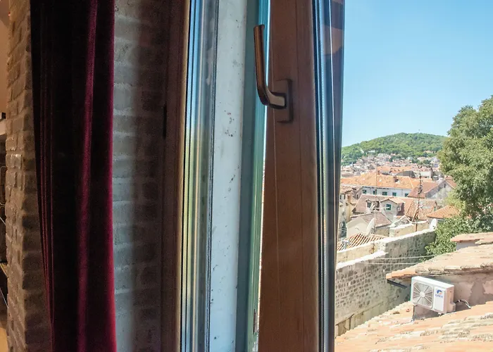 Oblivion Luxury 4* Split