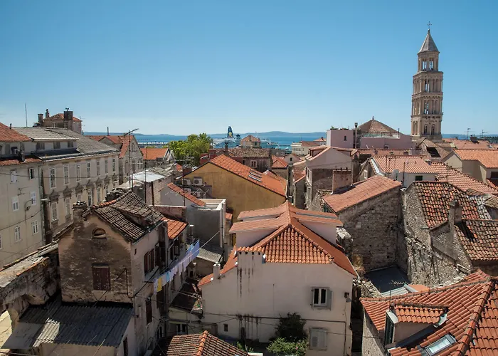 Oblivion Luxury 4* Split